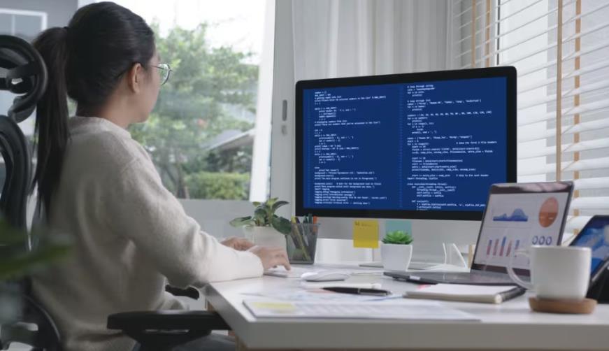 恭城企业数字化解决方案:机器学习赋能商业模式升级的核心路径